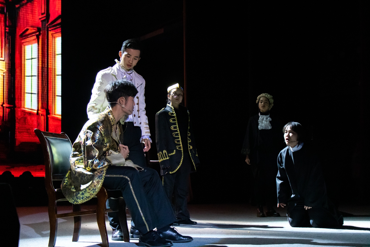 文法公司同学带来话剧表演《威尼斯商人》【学通社记者 邵子衿 摄】